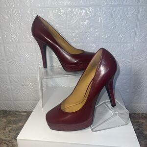 NWOB Nine West Helene Leather Heels